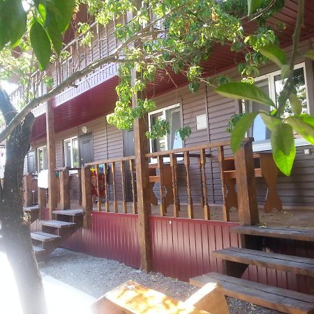 Guest House Yuzhnaya Palmira Pizunda Ngoại thất bức ảnh