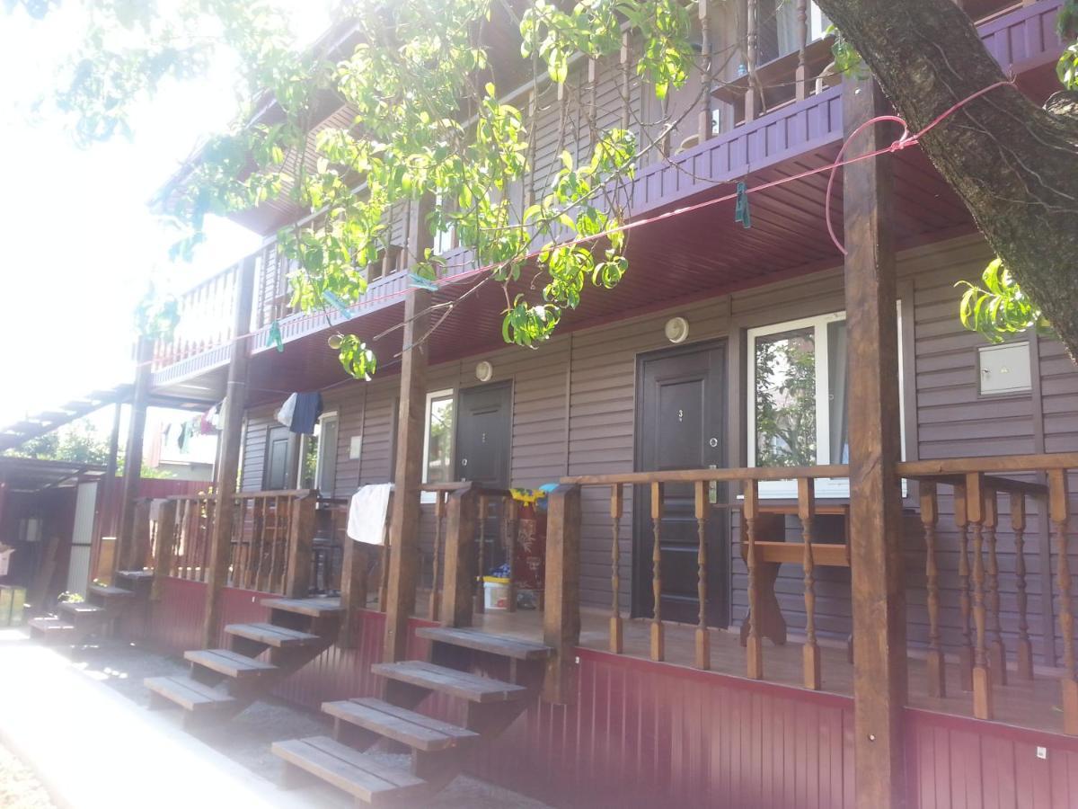 Guest House Yuzhnaya Palmira Pizunda Ngoại thất bức ảnh